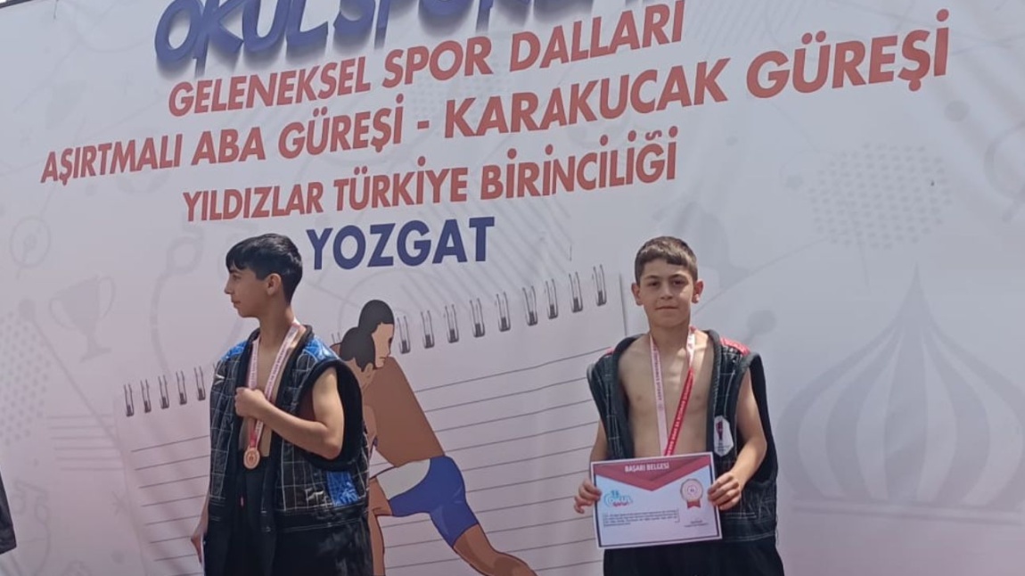 Okul Sporları Güreşte Türkiye Üçüncüsü Okulumuzdan